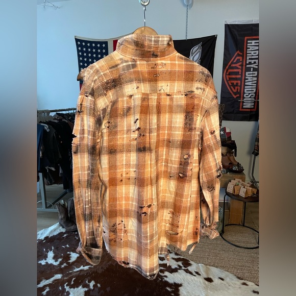 Vintage Flannel by TRASHxHAUS - Picture 2 of 2